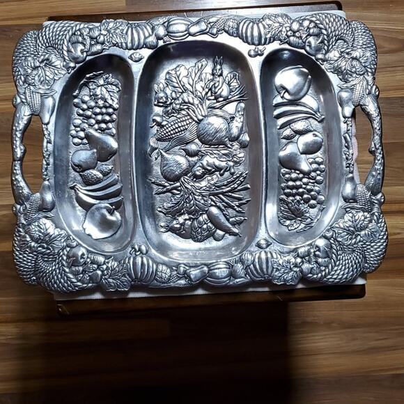Vintage 1993 Arthur Court Fruits Vegetables Aluminum Divided Handled Tray - Picture 1 of 8